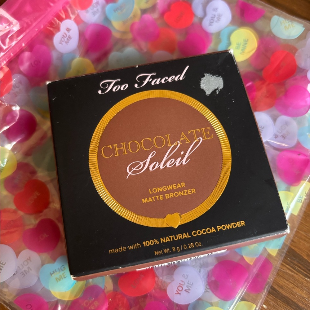 Too Faced Chocolate Soleil Longwear Matte Bronzer - Picture 3 of 4